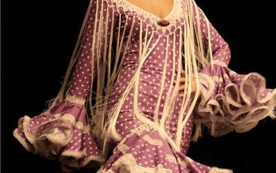 Adornar tu traje de flamenca: flecos