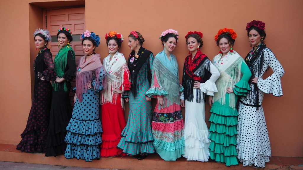 partido Republicano radio Expresamente Flamenca 2018 - Marta Arroyo: Desfile de la colección de moda flamenca 2018  «Frida»,