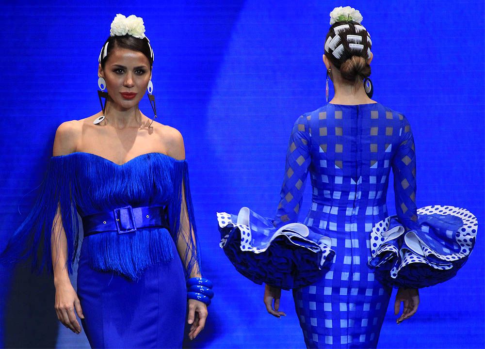 Trajes de flamenca Azul eléctrico - MDMQSFTendencias 2019